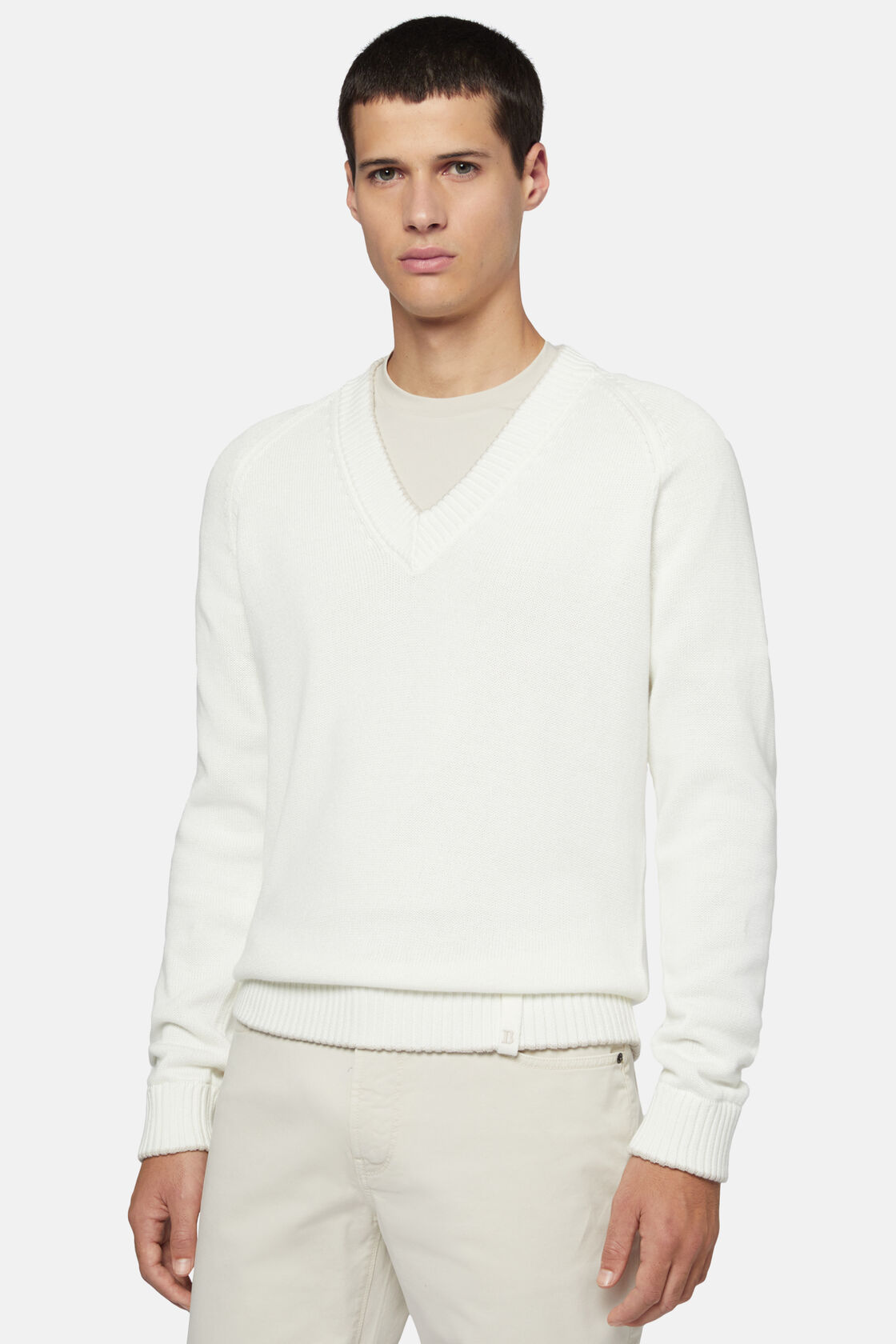 Λευκό πουλόβερ με λαιμόκοψη σε σχήμα V, από οργανικό βαμβάκι, White, hi-res