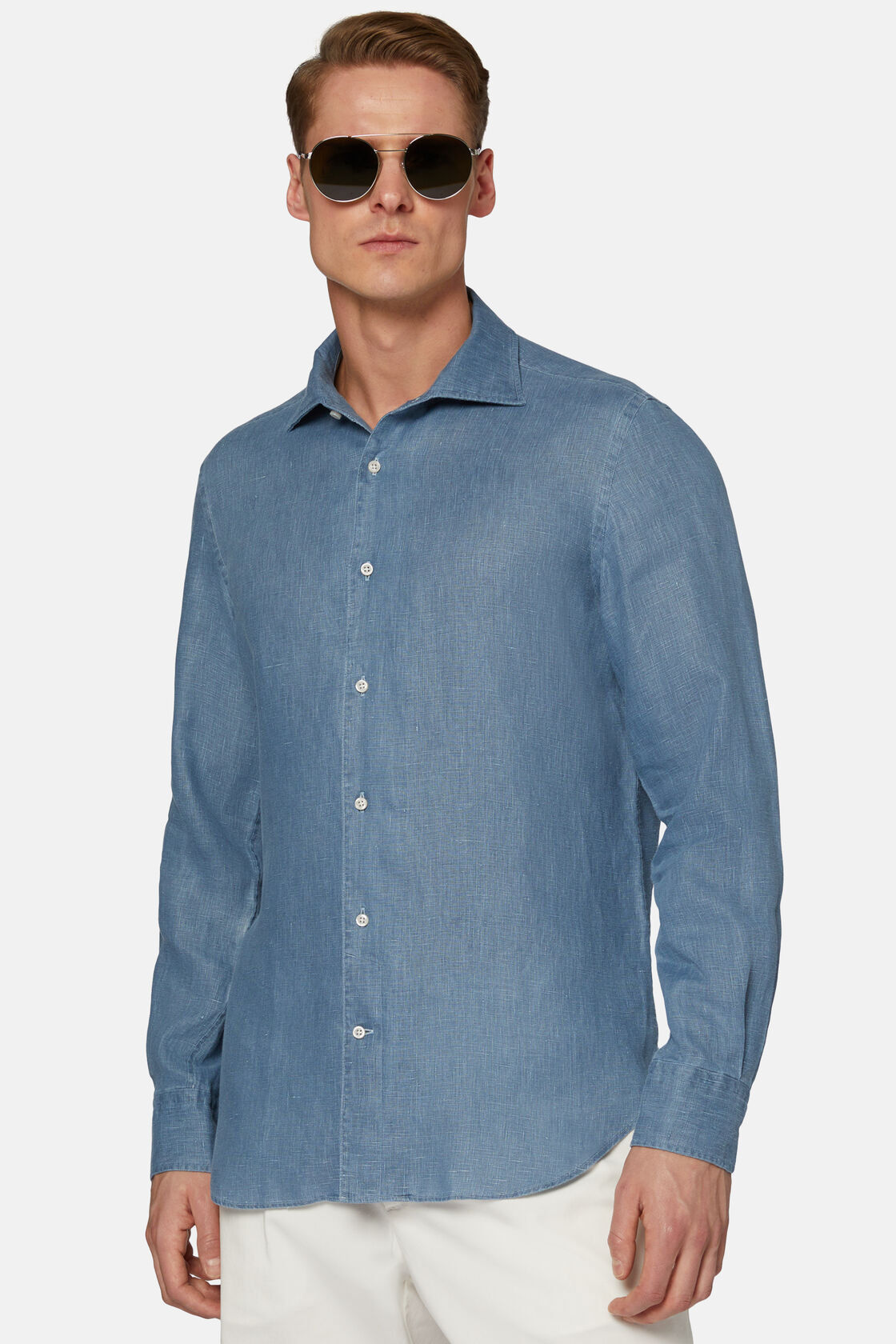 Λινό πουκάμισο κανονικής εφαρμογής σε χρώμα μπλε indigo, Indigo, hi-res