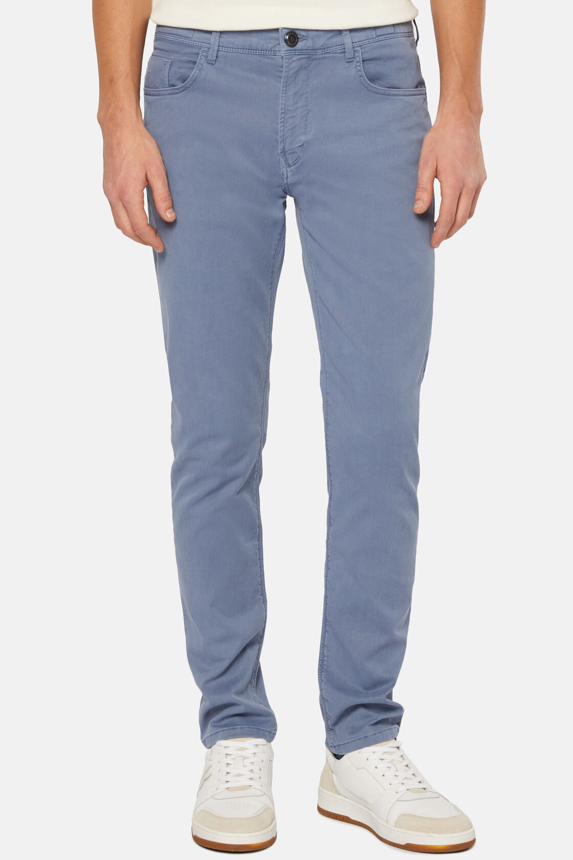 Jeansy z elastycznej bawełny i tencelu, Air-blue, hi-res